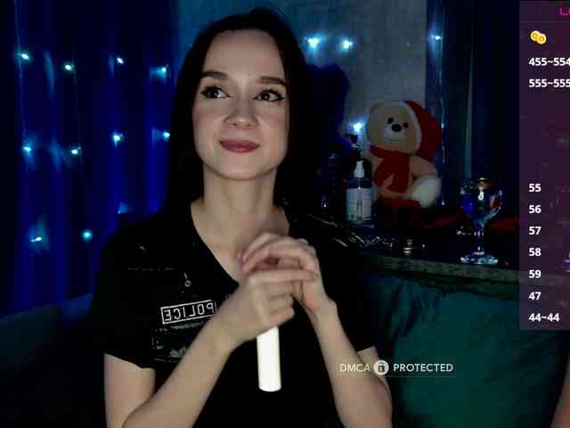 AlNikaaa webcam