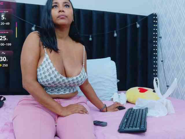 colombiamommy webcam