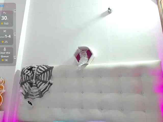 Horny-juliette webcam