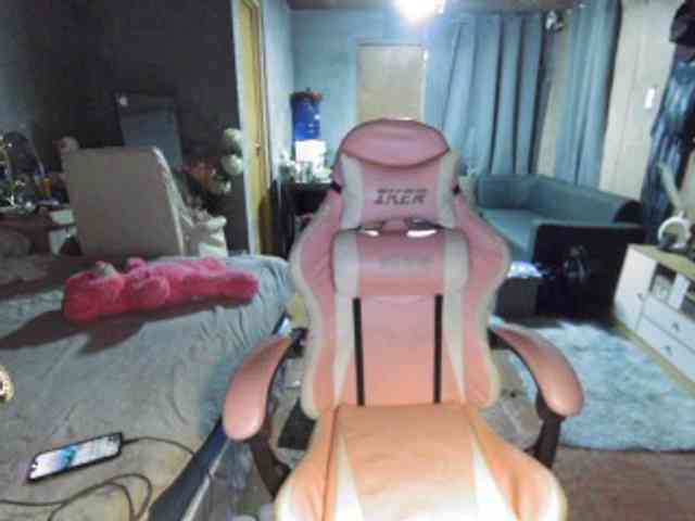 AllieSpankalot webcam