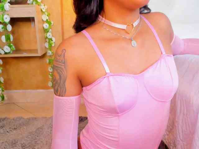 Emiily-Thompson webcam