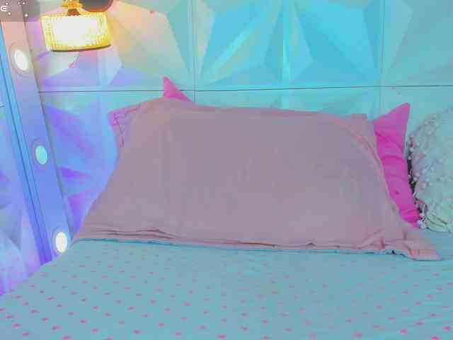 cutelatinaxxx webcam