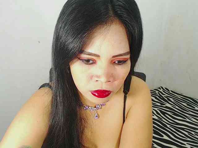 PinaySweetMommyxx webcam