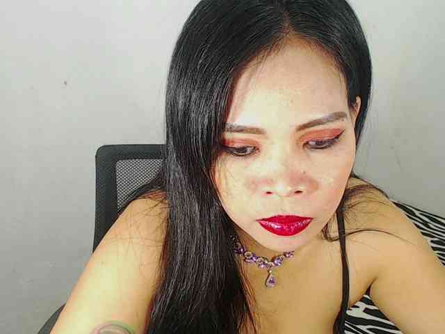 PinaySweetMommyxx webcam