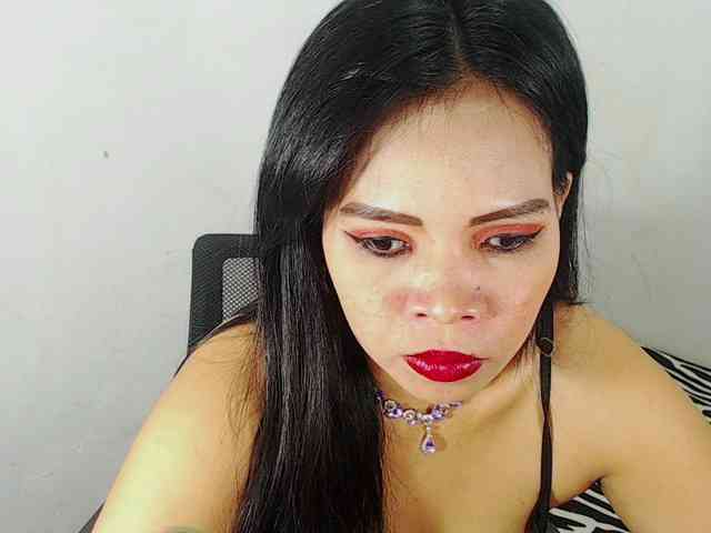 PinaySweetMommyxx webcam