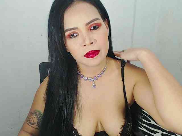 PinaySweetMommyxx webcam