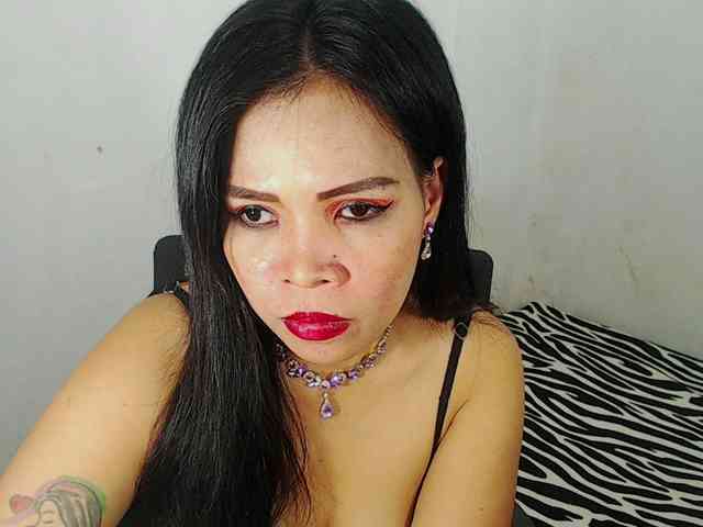 PinaySweetMommyxx webcam