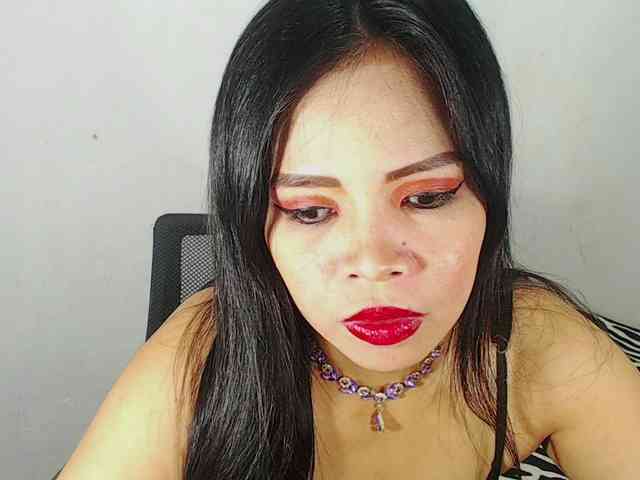 PinaySweetMommyxx webcam