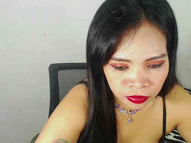 PinaySweetMommyxx webcam