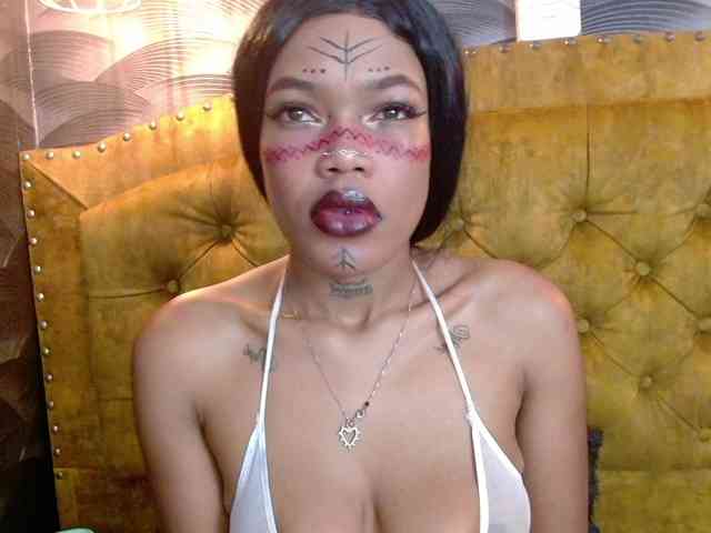 CrystalBrooke3x webcam