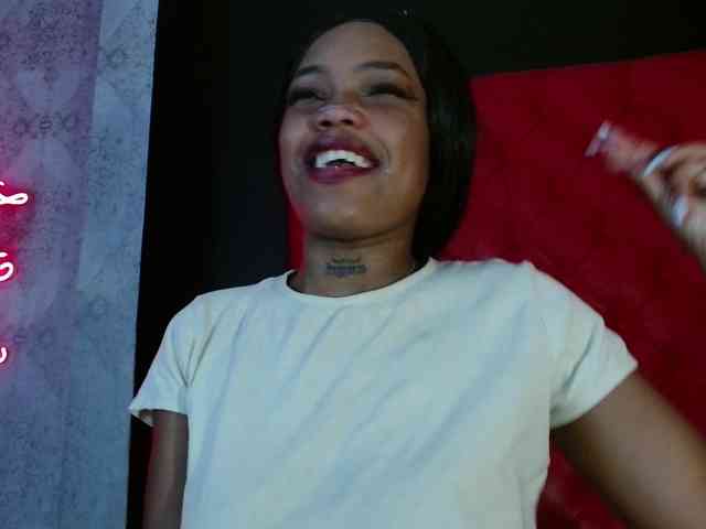 CrystalBrooke3x webcam