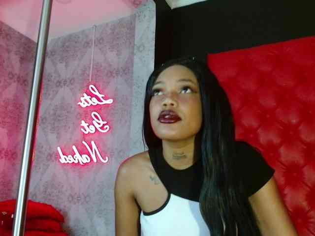 CrystalBrooke3x webcam