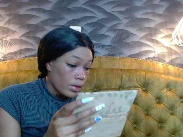 CrystalBrooke3x webcam