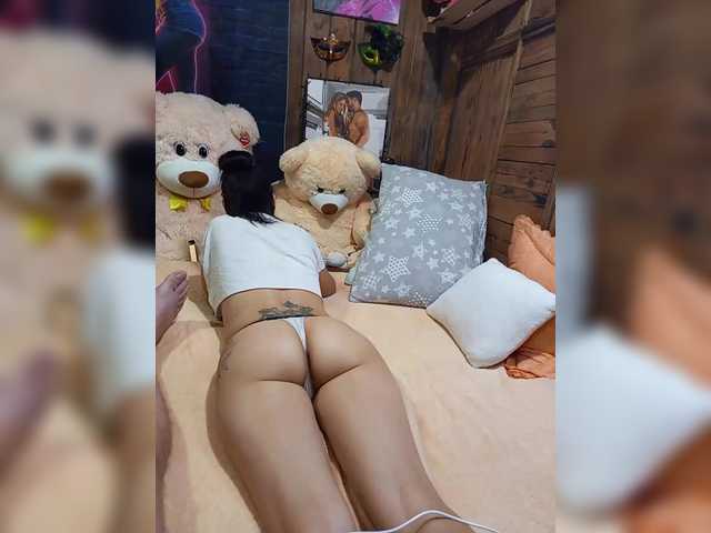 Entra en el chat con el modelo Cottoncandy1-1 Cottoncandy1-1