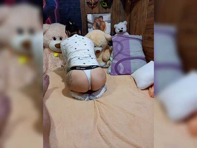 Entra en el chat con el modelo Cottoncandy1-1 Cottoncandy1-1