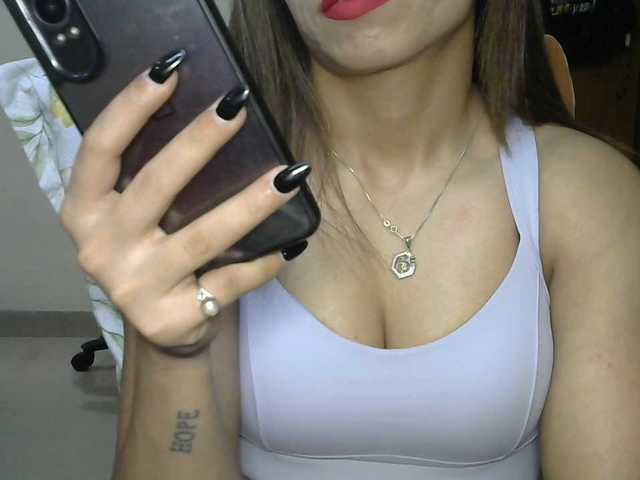 Babyniaa webcam