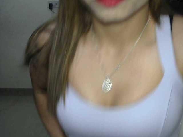 Babyniaa webcam