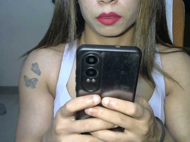 Babyniaa webcam