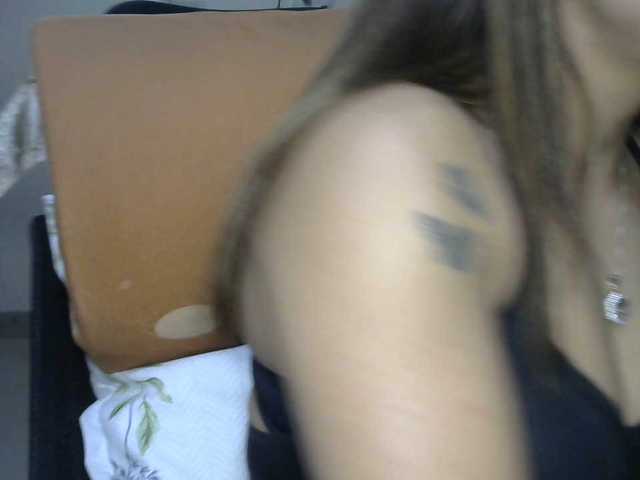 Babyniaa webcam