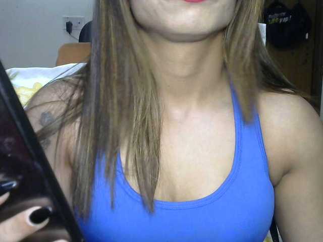 Babyniaa webcam