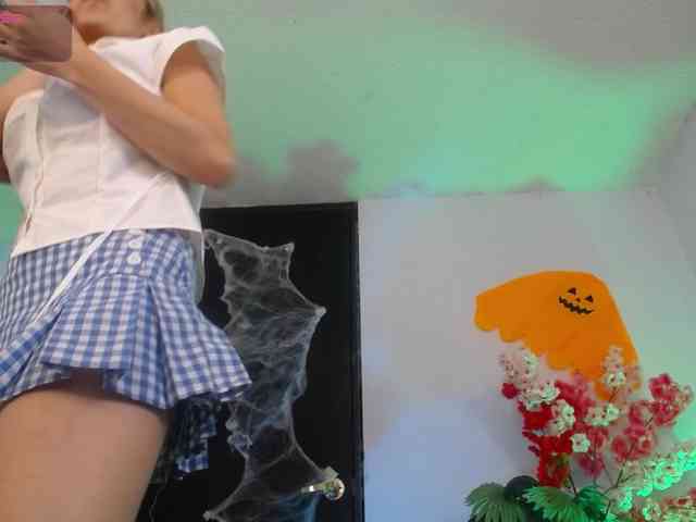 lucyPrncess webcam