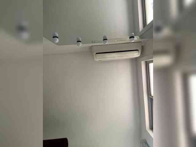 AprilHill webcam