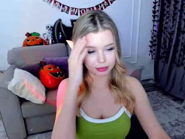 GlamorousGirl webcam