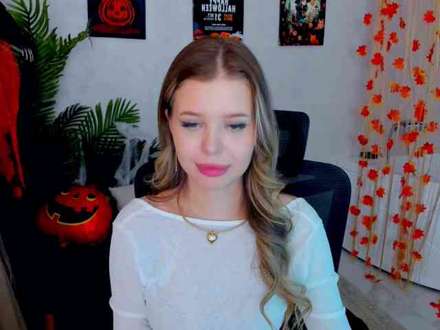 GlamorousGirl webcam