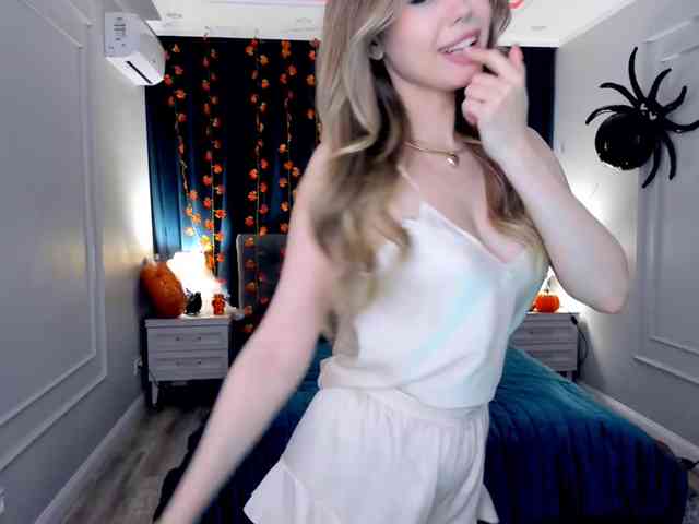 GlamorousGirl webcam