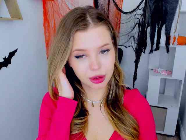 GlamorousGirl webcam