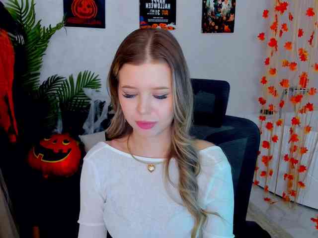 GlamorousGirl webcam