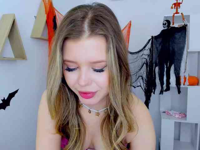 GlamorousGirl webcam