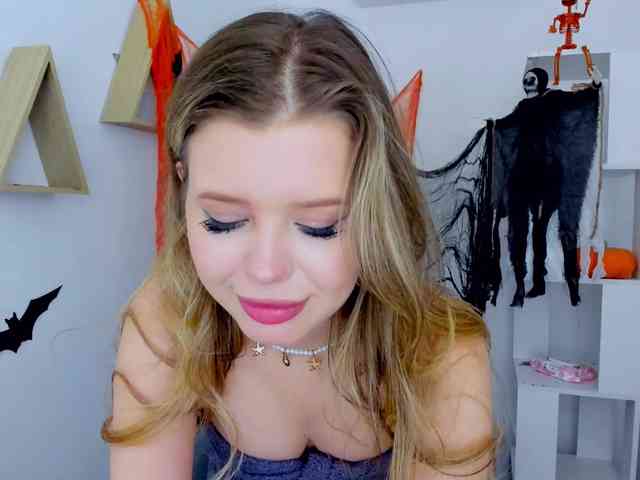 GlamorousGirl webcam
