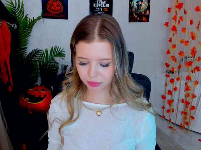 GlamorousGirl webcam