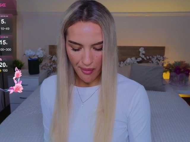 LeilaFlower webcam