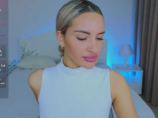 LeilaFlower webcam
