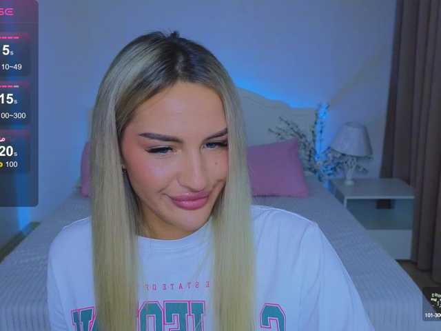 LeilaFlower webcam