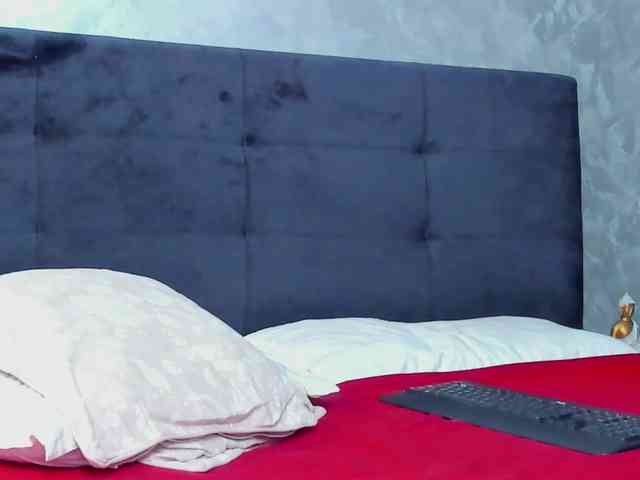 whiteAngel34 webcam