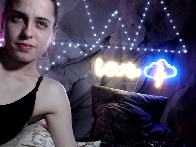 Entrez le videochat erotique avec le
modèle 2Laski2 2Laski2