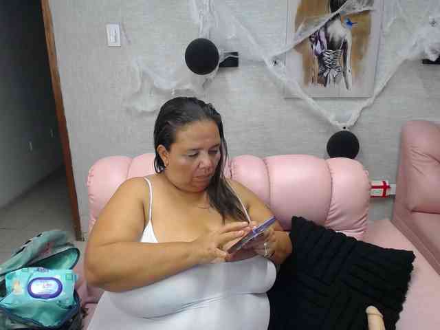 misspenelopenipples webcam