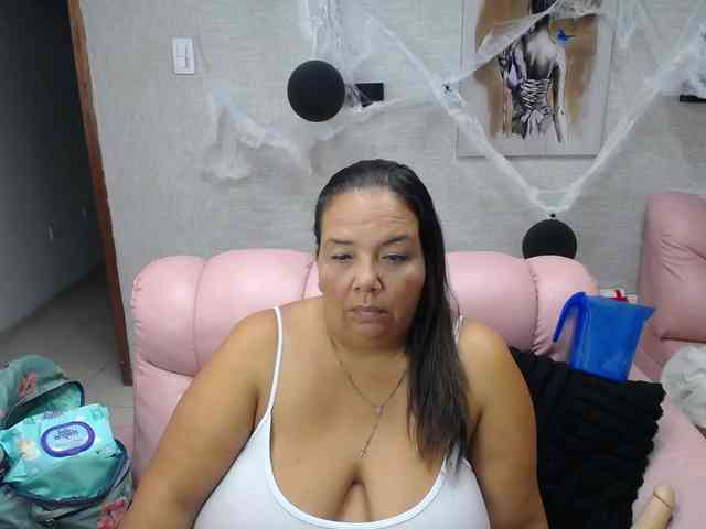 misspenelopenipples webcam