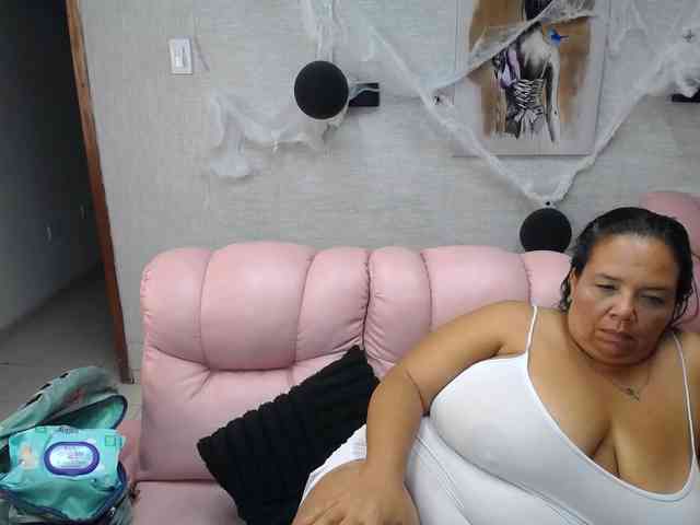 misspenelopenipples webcam