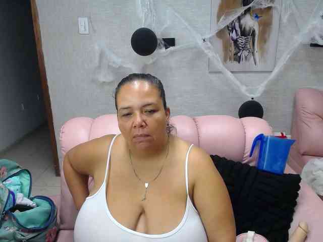 misspenelopenipples webcam