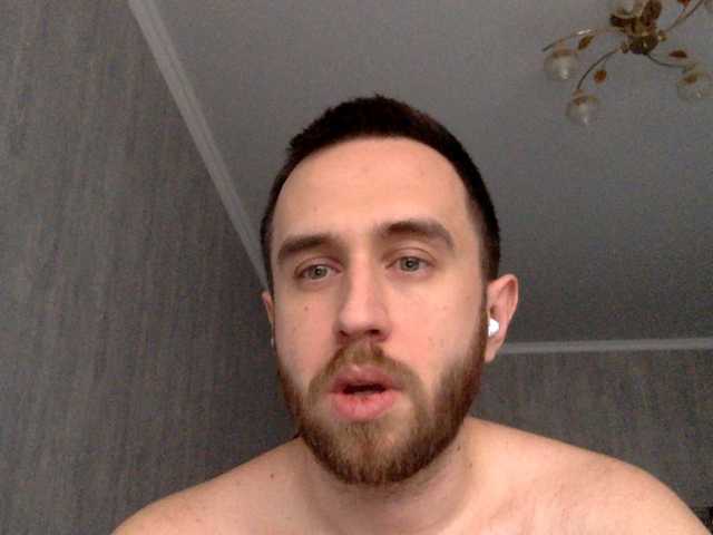 Entra en el chat con el modelo Cumztwice Cumztwice