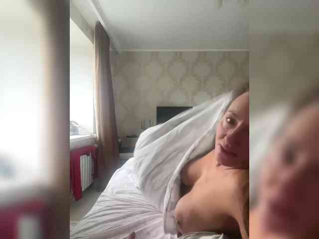 MartaGros webcam