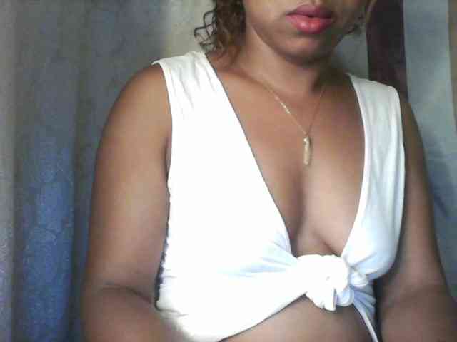 Baby-giiirl23 webcam