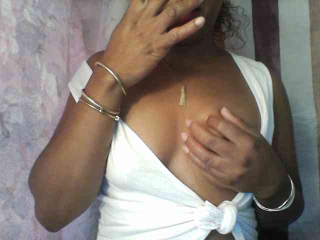 Baby-giiirl23 webcam