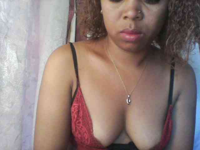 Baby-giiirl23 webcam