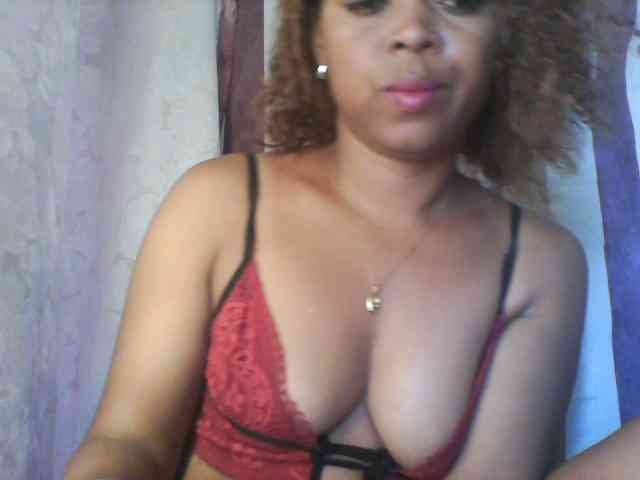 Baby-giiirl23 webcam