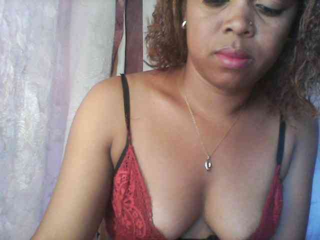 Baby-giiirl23 webcam